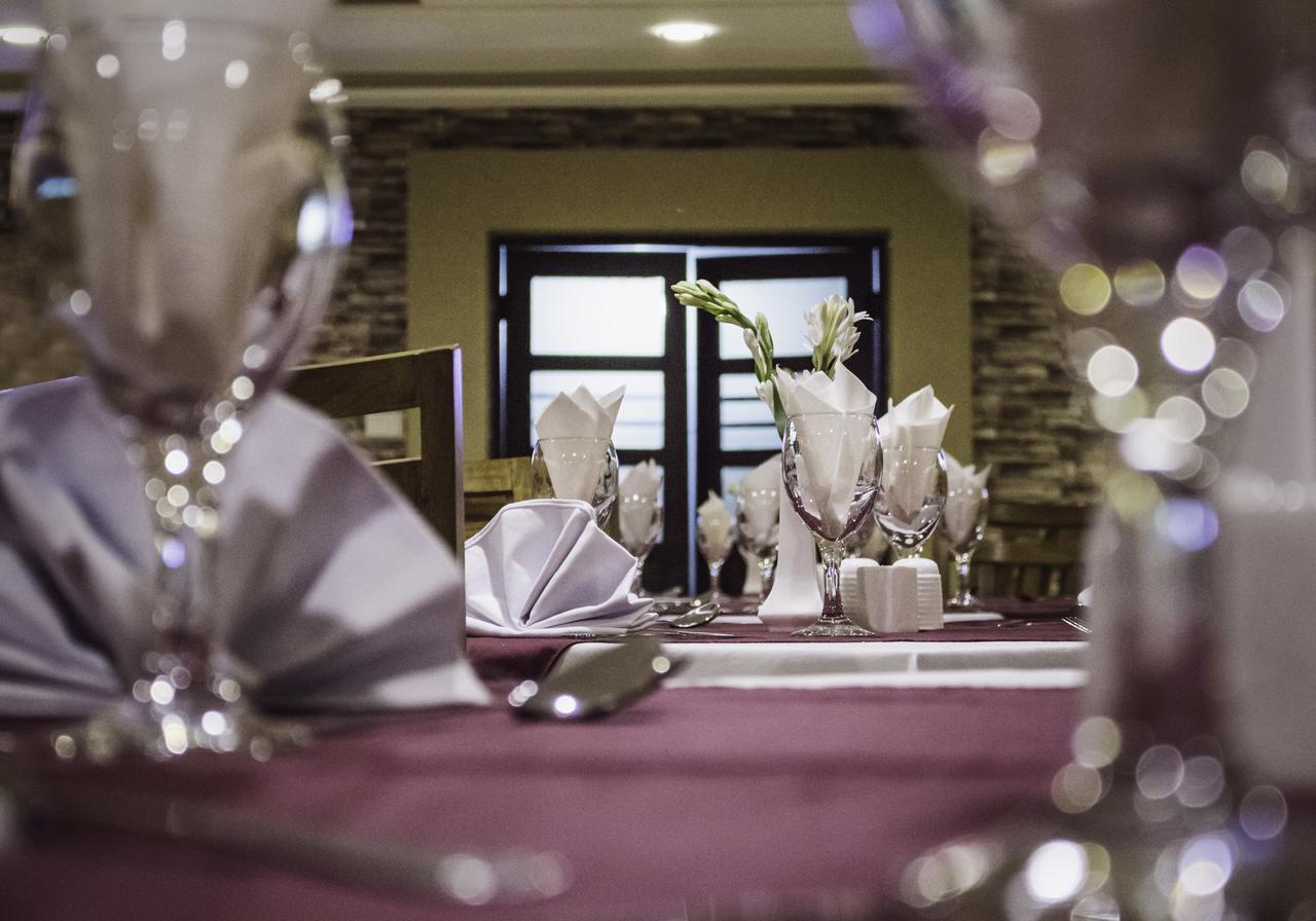 Panoramic Hotel ラホール エクステリア 写真